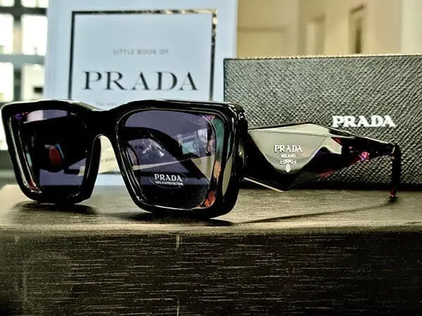 Prada solbriller.